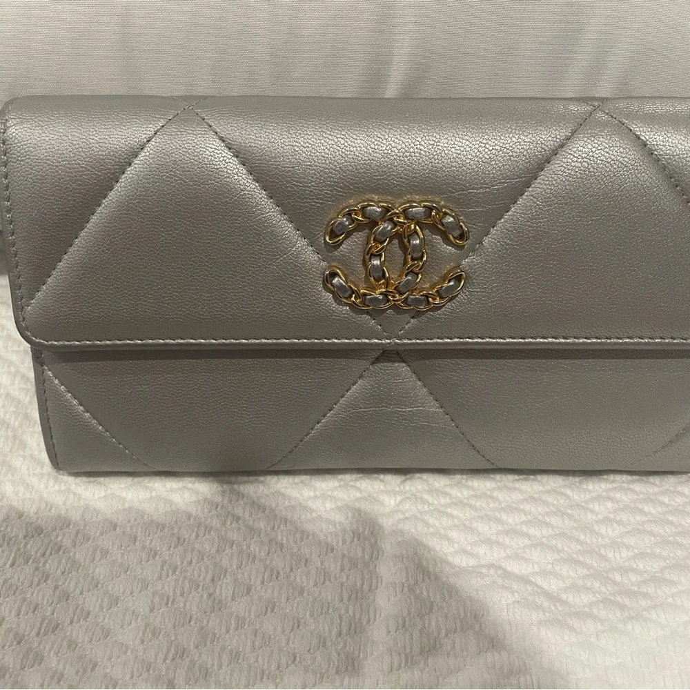 Chanel Silver Quilted Wallet